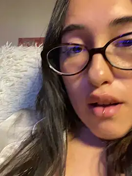 Kiss_Sophi - 1 finger in🙈