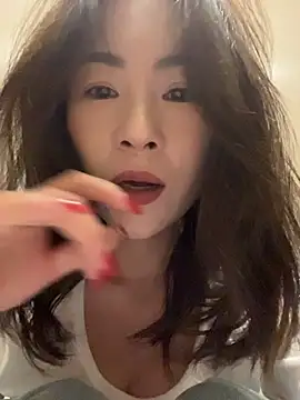 Eva10069 - 闹市茶馆亲异性奶头🫦