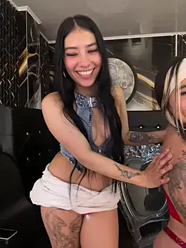 TayylorSexx - suck tits of my friends