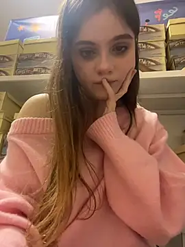 Lunabelle_ - play with my nipples naughty