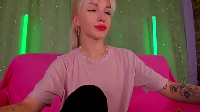 LisaFoxyMe