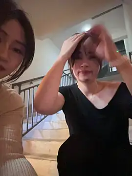 Huihui_520 - 撞到下巴痛痛，哥哥心疼宝宝