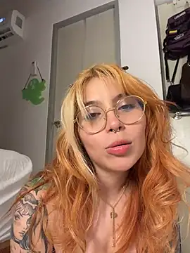YunoRose_ - naked and rub my pussy