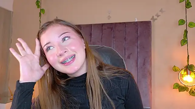 Dahlia_Rousse - Sucking a dildo with lots of saliva💦🍆