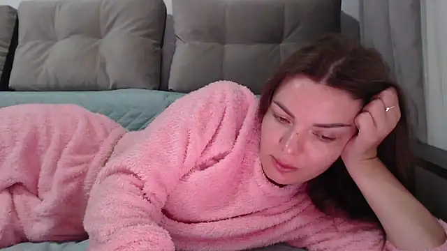 Isabelitta333 - 69 88 123 234 345 556 undres nude squirt