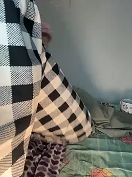 Lunaapppp - Spit tits
