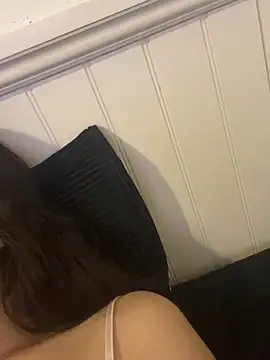 CamilleBelle's Webcam Show