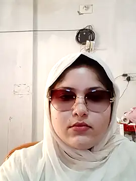 Nusrat-N - Full nude