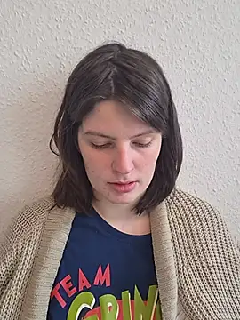 JuliaRoseee - Make my nipples hard🍒