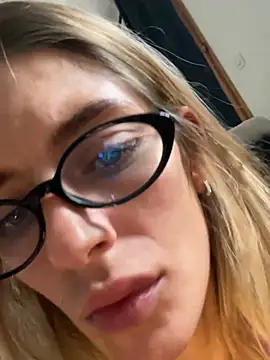 Bellalolahot
