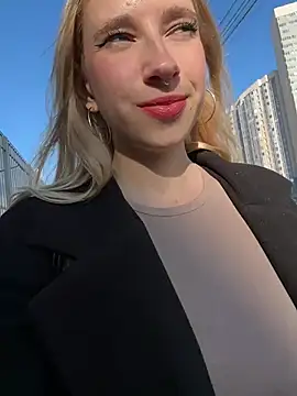 Michelle_lovique - OPEN MY ASS AND WINK THE ANAL!!