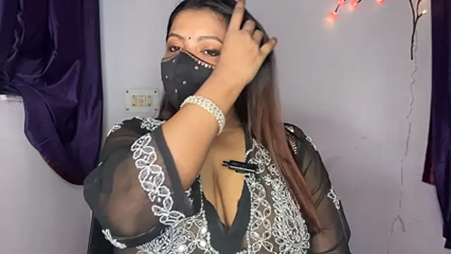 Your_Suzy - Pussy fingering with 4 fingers 🥵