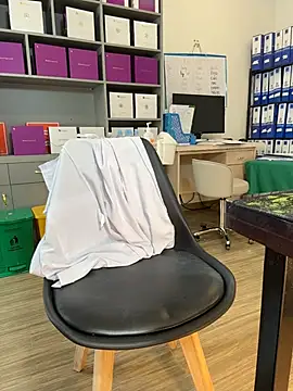 Secretly_masturbating - Orgasm at the clinic/クリニックでのオーガズム