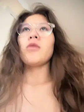 Riz_girl - hello, be polite in public chat pls