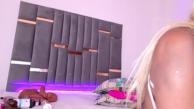 ChannelQueen - 👌Plug Anal🥵