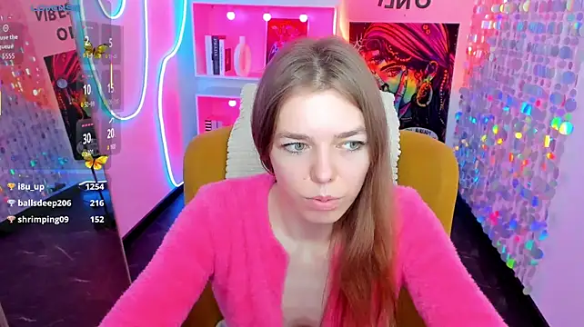 TinaTayylor - MAKE YOUR BUTT RED