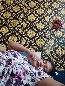 Hot_desi_bb2 - Full nude face pussy