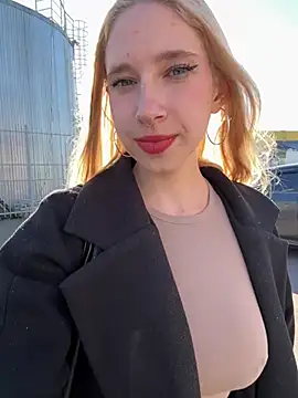 Michelle_lovique - OPEN MY ASS AND WINK THE ANAL!!