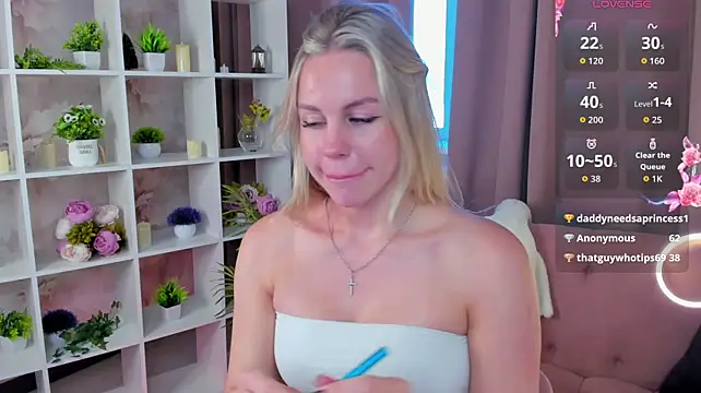 Curvybby1