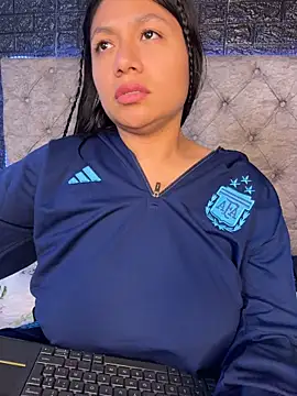 Im_Little - naked in bed love 🫣💦💦