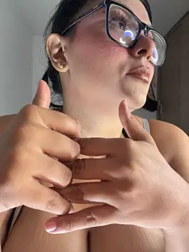 Linatarens - fuck me hard and fuck my tits