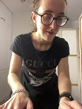 MartiniiSelenna - Show ass