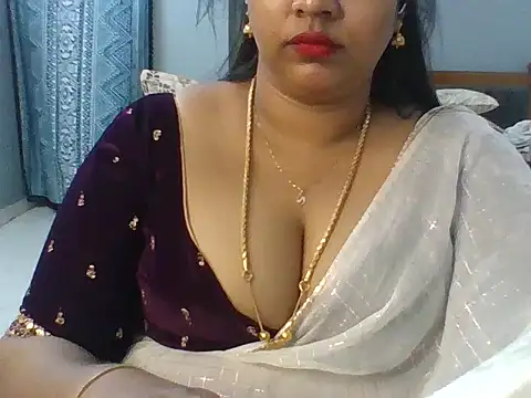 Tamil_hot_Meenu