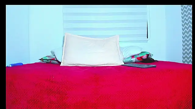 Nailon_karol11 - SHOW PUSSSY + FINGERS IN PUSSSY