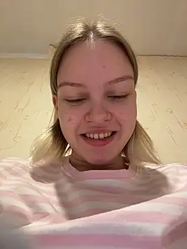 AshleyMur - naked show