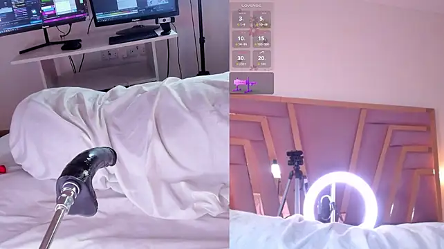 CurvyAry - Fill my holes + 1 min machine 😈🔥