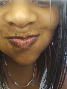 Feisty_stunner - Striptease🤤