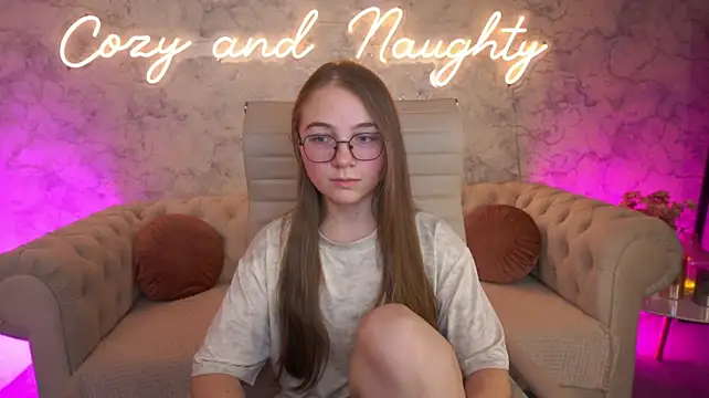 ArrinaWairr - buy me smth tasty