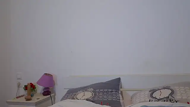 Desirmiss1 - J'enlève ma jupe