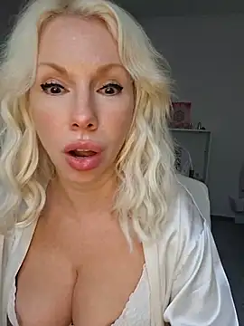 Mazlik27 - Show my boobs