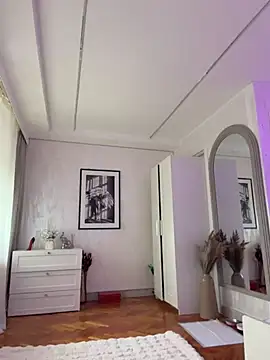 Ilariea_girl - suck dildo deep and play boobs