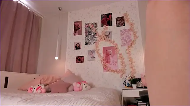 Ella_Lane - DILDO PUSSY IN DOGGY SO DEEP INSIDE