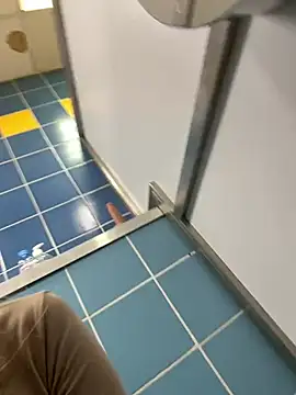 Michelle_lovique - make my pussy wet while i walking