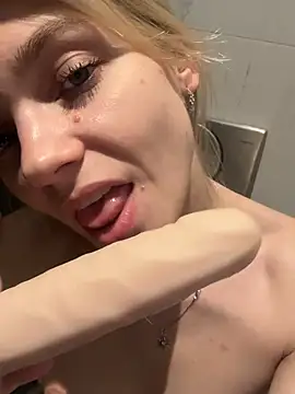 ValenciaShock - Full naked