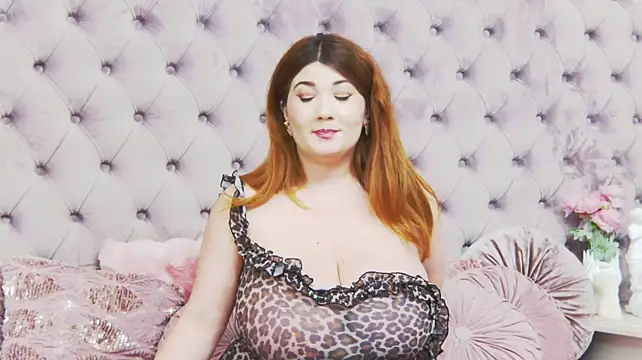 PenelopeLynnx - 3 topless pics 🤗