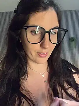 MysteryGirl__ - Déshabille toi + doigts pussy