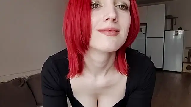 JolynMulholland - Did you see my eyes close to cam?