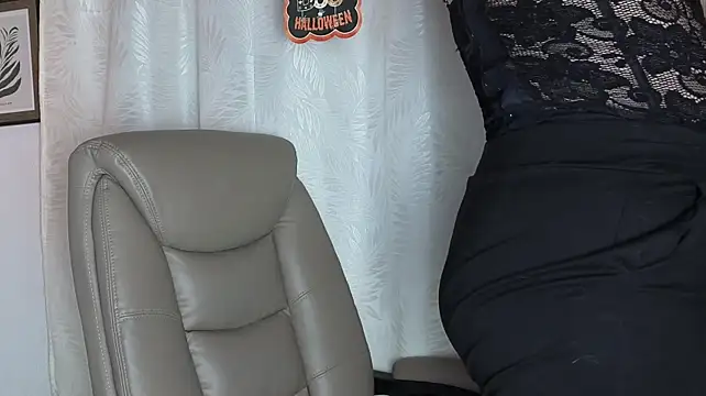 Bella_girl8p - cowgirl for 5 minuts