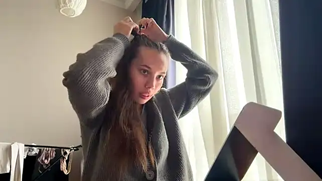 AllineSkrobacki - Massage my booty