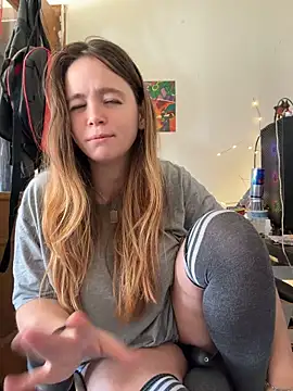 Rhyumii - 10mTopless 🍒& 100 Ass Spanks🍑