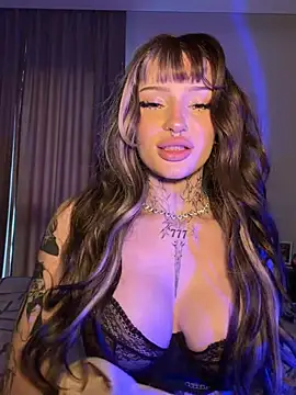 Madelinexx - 💗Drool on topless boobs