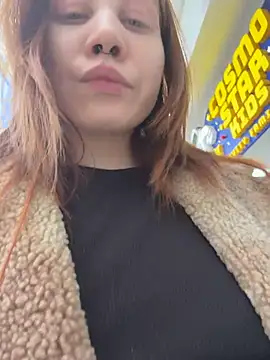 SlavicCandy - flash my underwear near people