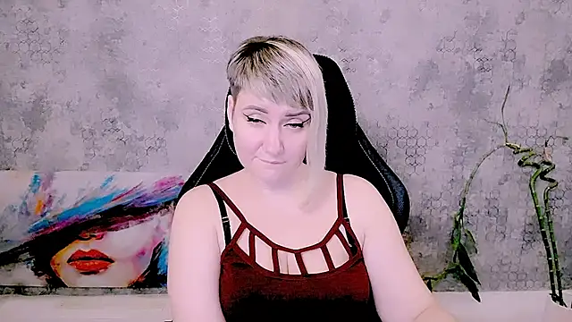 Djullia's Live XXX Chat