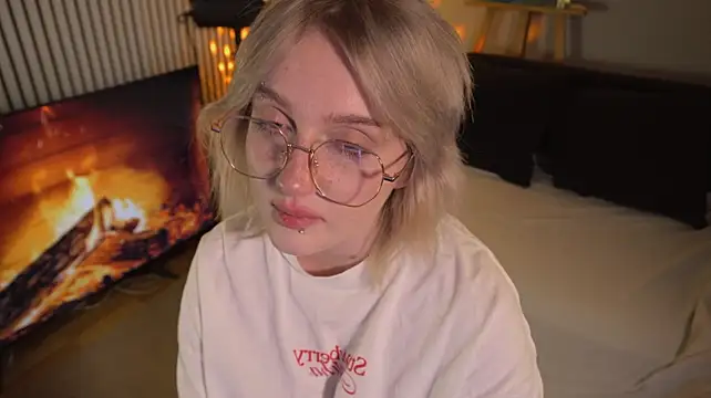 ELLIEJAY - BOUNCY BOOBS