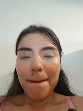 _SaraGrey - Play with dildo+milk 🍒