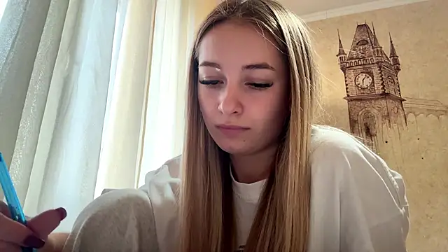 MarkitaHersch - Eye contact + smile